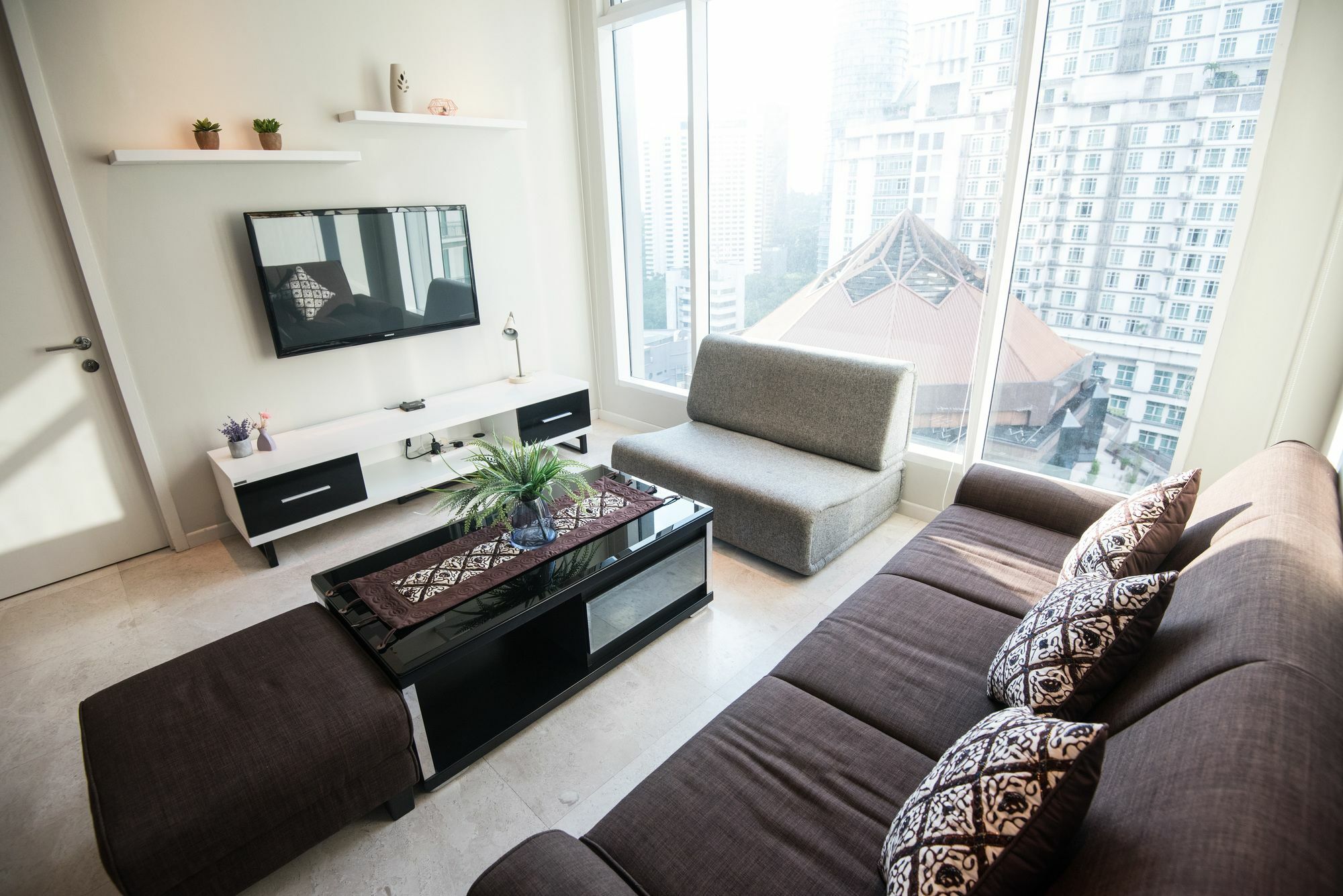 Pangsapuri Soho Klcc By Aloha